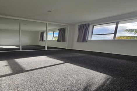 Photo of property in 2/25 Moire Road, Massey, Auckland, 0614