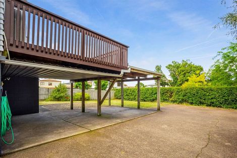 Photo of property in 12 Crompton Road, Massey, Auckland, 0614