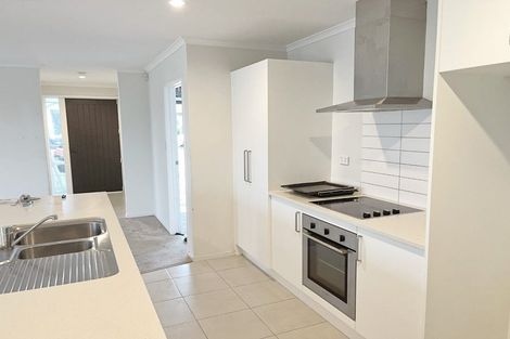 Photo of property in 17 Lamborn Drive, Papakura, 2110