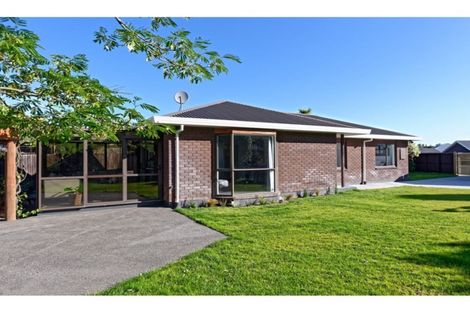 Photo of property in 36 Kirsten Place, Parklands, Christchurch, 8083