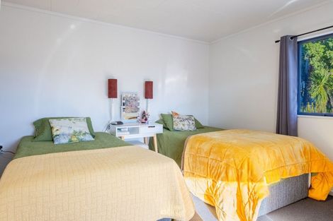 Photo of property in 20 Shanly Street, Waipawa, 4210