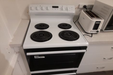 Photo of property in 305 Queens Drive, Windsor, Invercargill, 9810