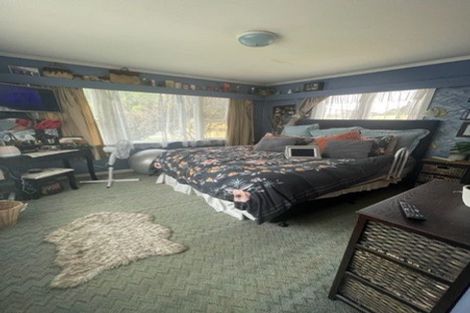 Photo of property in 6 Marlene Avenue, Te Atatu South, Auckland, 0610