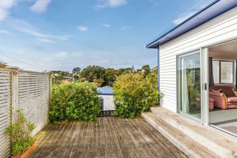 Photo of property in 86 Fraser Avenue, Johnsonville, Wellington, 6037