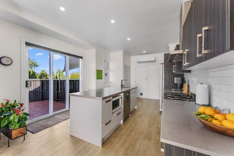 Photo of property in 407 Devon Street West, Lynmouth, New Plymouth, 4310