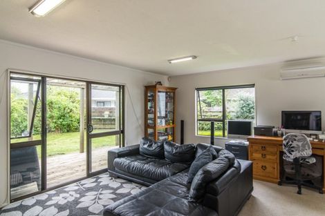 Photo of property in 50 Nimmo Avenue, Waikanae, 5036