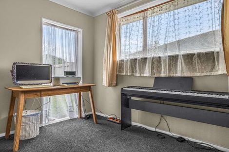 Photo of property in 10 Marblewood Grove, Pukekohe, 2120
