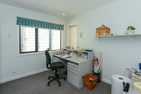 Photo of property in 75 Hetley Crescent, Taradale, Napier, 4112