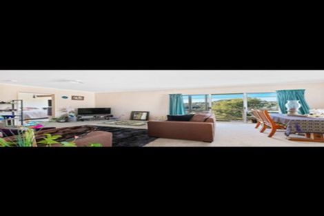 Photo of property in 9-11 Thimble Lane, Whitby, Porirua, 5024