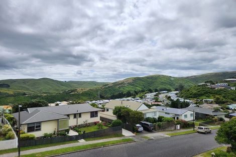 Photo of property in 1 Lindis Close, Kelson, Lower Hutt, 5010