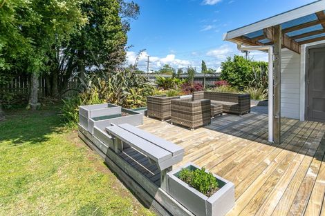 Photo of property in 186 Victoria Street, Coromandel, 3506