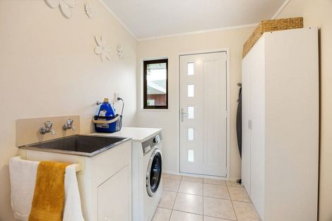 Photo of property in 2 Byron Street, Leamington, Cambridge, 3432