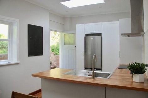 Photo of property in 16 Wilberforce Street, Miramar, Wellington, 6022