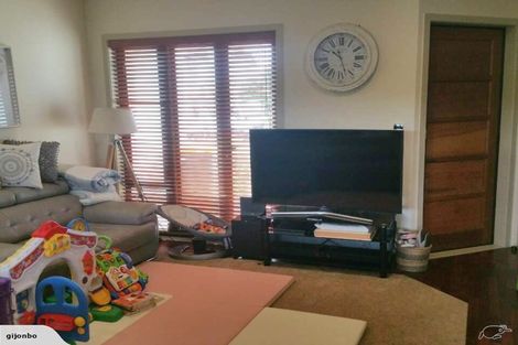 Photo of property in 140 Gills Road, Albany Heights, Auckland, 0632