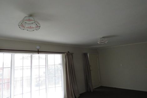 Photo of property in 15 Beihlers Road, Weymouth, Auckland, 2103