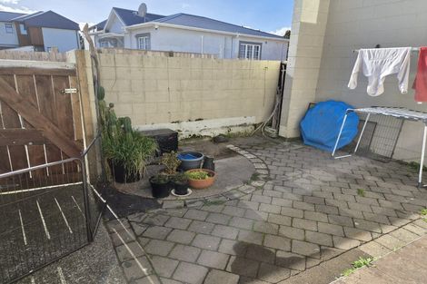 Photo of property in 4/118-122 Randwick Road, Moera, Lower Hutt, 5010