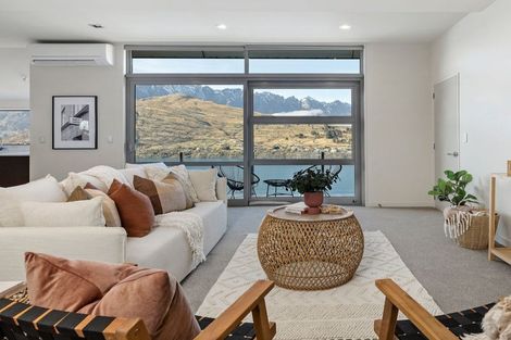 Photo of property in 2/11 Gum Lane, Queenstown, 9300