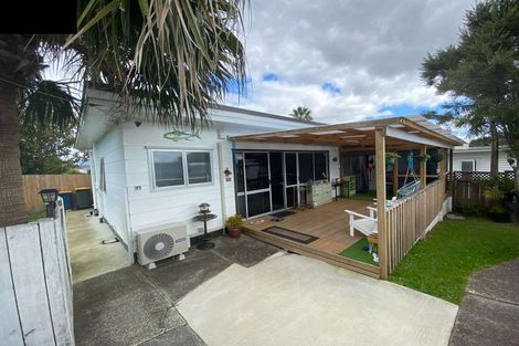 Photo of property in 24 Newington Road, Henderson, Auckland, 0612
