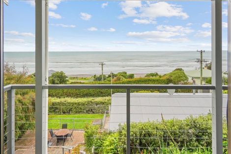 Photo of property in 16 Moody Street, Gore Bay, Cheviot, 7383