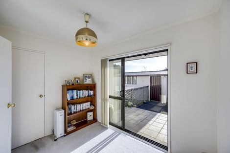 Photo of property in 2/290 Kennedy Road, Onekawa, Napier, 4110
