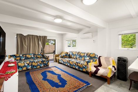 Photo of property in 31 Mckenzie Road, Mangere Bridge, Auckland, 2022