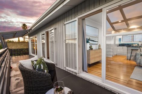 Photo of property in 101 Royal Road, Massey, Auckland, 0614