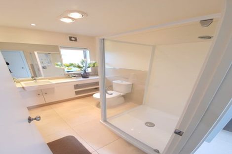 Photo of property in 99 Bayvista Drive, Karaka, Papakura, 2113