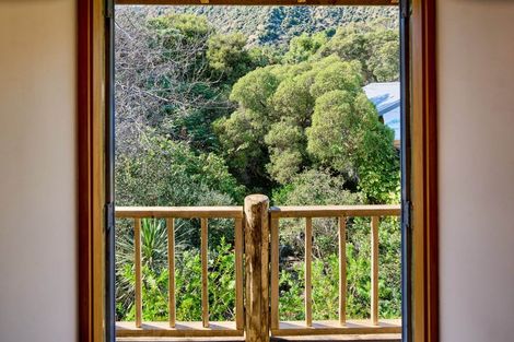 Photo of property in 21 Wellington Road, Paekakariki, 5034