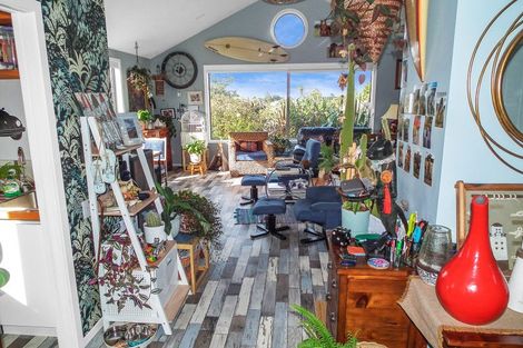 Photo of property in 1/102 Beach Road, Awamoa, Oamaru, 9495