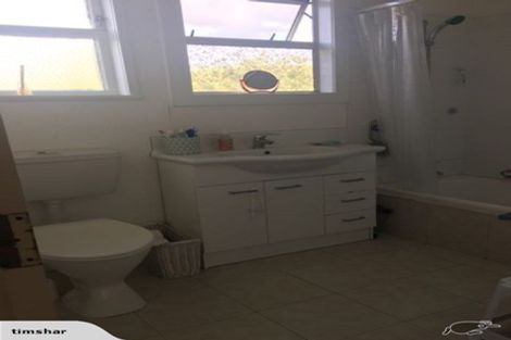 Photo of property in 25 Mcphail Street, Birkdale, Auckland, 0626