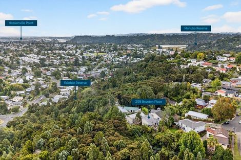 Photo of property in 2/39 Brunton Place, Glenfield, Auckland, 0629