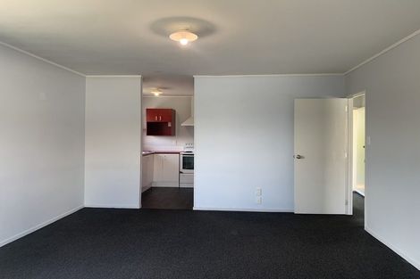 Photo of property in 9 Alston Avenue, Kelston, Auckland, 0602