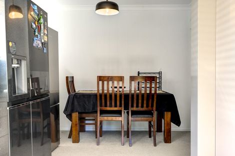 Photo of property in 24 Splitt Avenue, Glenview, Hamilton, 3206