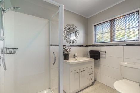 Photo of property in 15 Seaforth Avenue, Mangere Bridge, Auckland, 2022