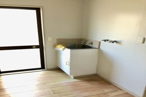 Photo of property in 2/4 Pine Street, New Lynn, Auckland, 0600