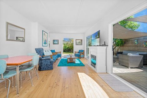 Photo of property in 207a The Square, Whangamata, 3620