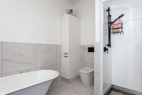 Photo of property in 102 Pahau Street, Thames, 3500