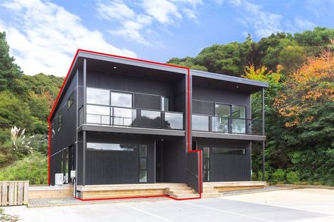 Photo of property in 9 Hastings Grove, Wainuiomata, Lower Hutt, 5014