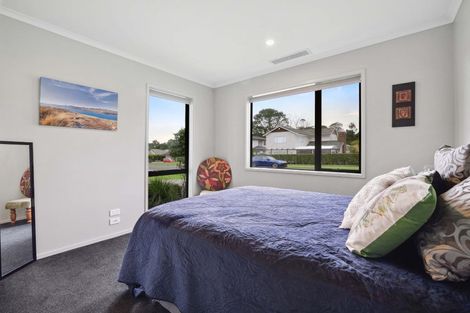 Photo of property in 53 Pohutukawa Parade, Riverhead, 0820