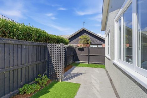 Photo of property in 1/68 Searells Road, Strowan, Christchurch, 8052