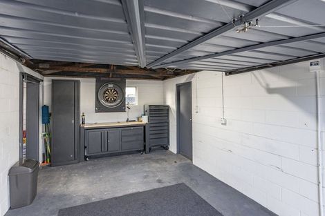 Photo of property in 28 Shetland Street, Woolston, Christchurch, 8062
