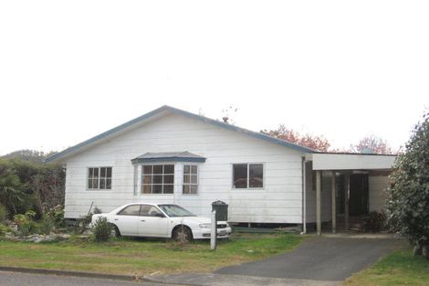 Photo of property in 104 Mckellar Place, Whangamata, 3620