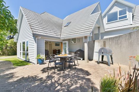 Photo of property in 25a Punjab Street, Khandallah, Wellington, 6035