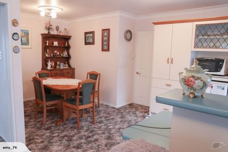 Photo of property in 11 Kakapo Street, Waikiwi, Invercargill, 9810