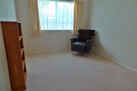 Photo of property in 12a Guildford Street, Levin, 5510