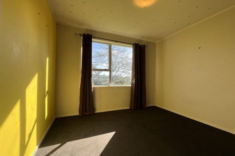 Photo of property in 13 Adam Sunde Place, Glen Eden, Auckland, 0602