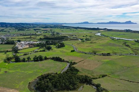 Photo of property in 84 Cove Road, Waipu, 0582