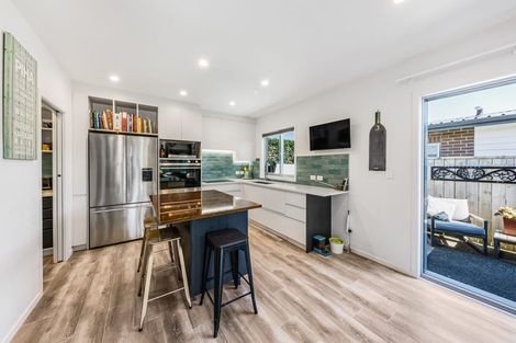 Photo of property in 15 Makete Crescent, Hobsonville, Auckland, 0618