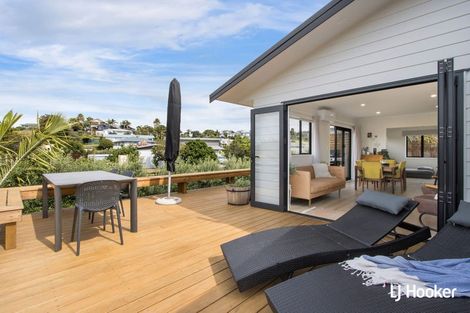 Photo of property in 68 The Crescent, Waihi Beach, 3611