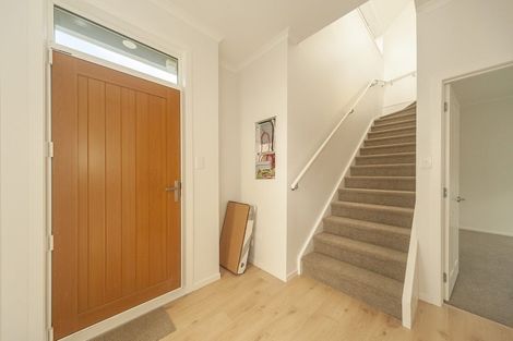 Photo of property in 58 Mortimer Terrace, Brooklyn, Wellington, 6021